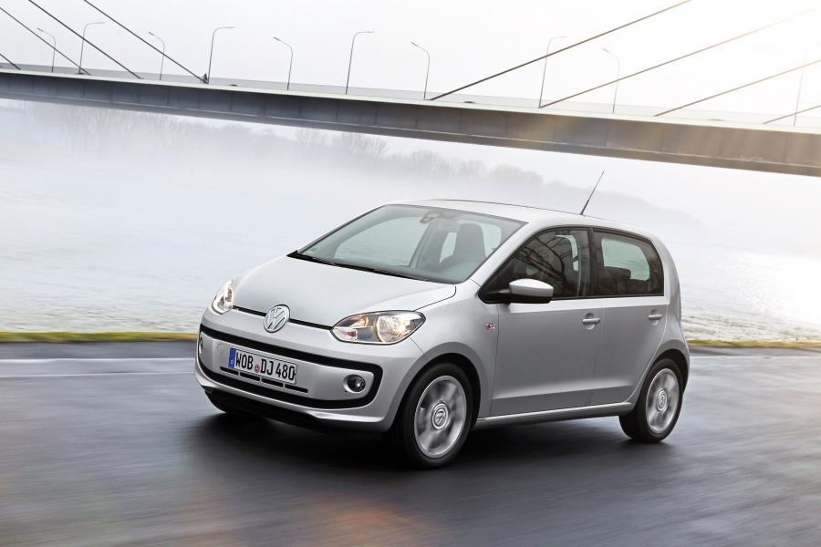  Volkswagen up! 5-Door 2012 года  (фото 13 из 26)